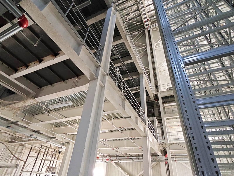  Starbucks Intelligent Vertical Warehouse